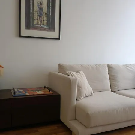 Arma Plaza By Basquelidays Fuenterrabia